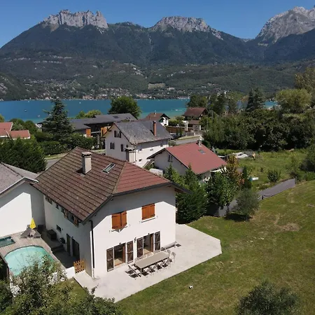 Le Grand Du Lac, 15p, Proche Lac, Jacuzzi Villa *